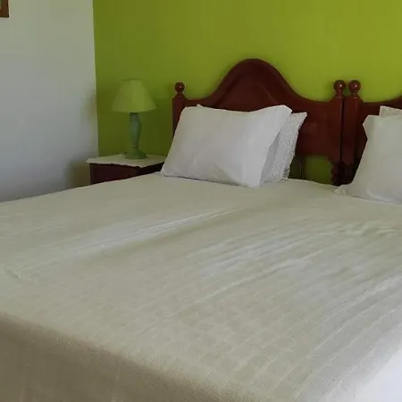 Vivenda Familia Pedro 2* Vila do Bispo