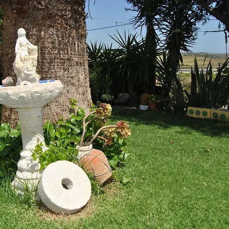 Vivenda Familia Pedro 2* Vila do Bispo