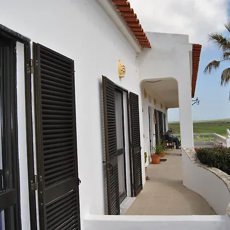 Gasthuis Vivenda Familia Pedro 2*